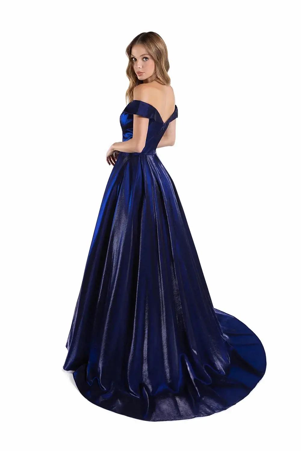 Model wearing a Lucci Lu Spring long blue gown